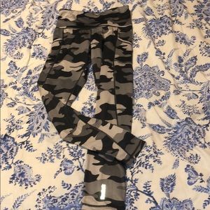 Black and white camo leggings